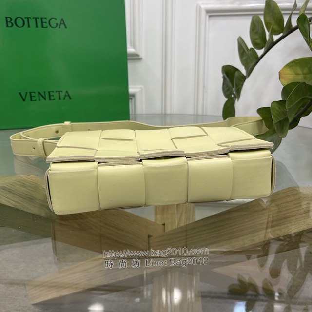 Bottega veneta高端女包 KF0017 寶緹嘉Cassette肩背女包 BV新款放大編織斜挎包  gxz1385